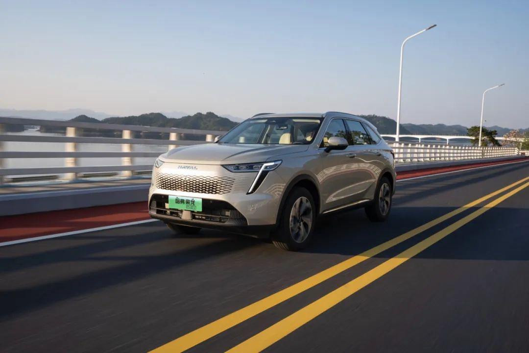 哈弗枭龙max与比亚迪唐dmp,e-tron汽车评测