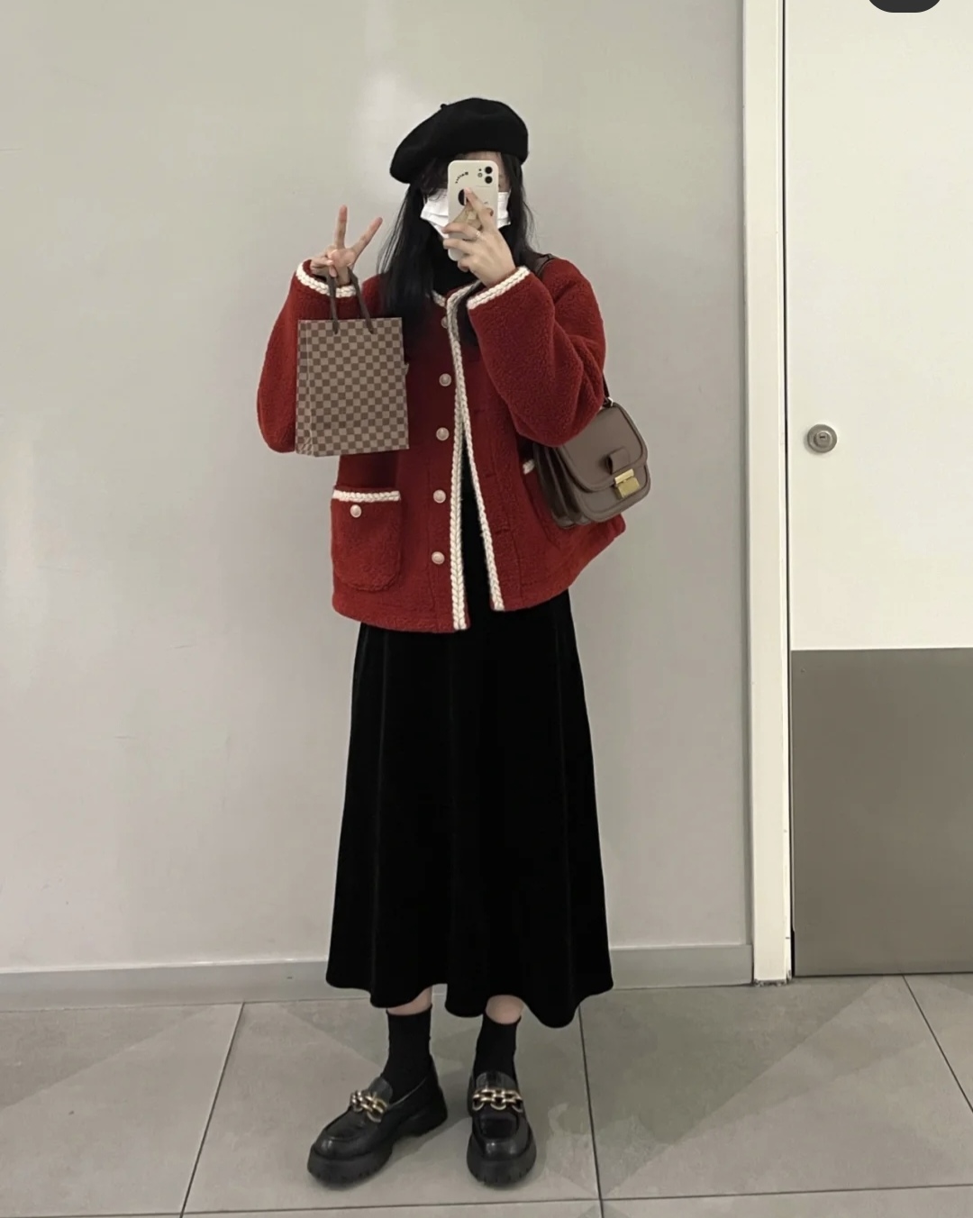 小香风半身裙怎么穿出高级感,小香风半身裙中长款搭配