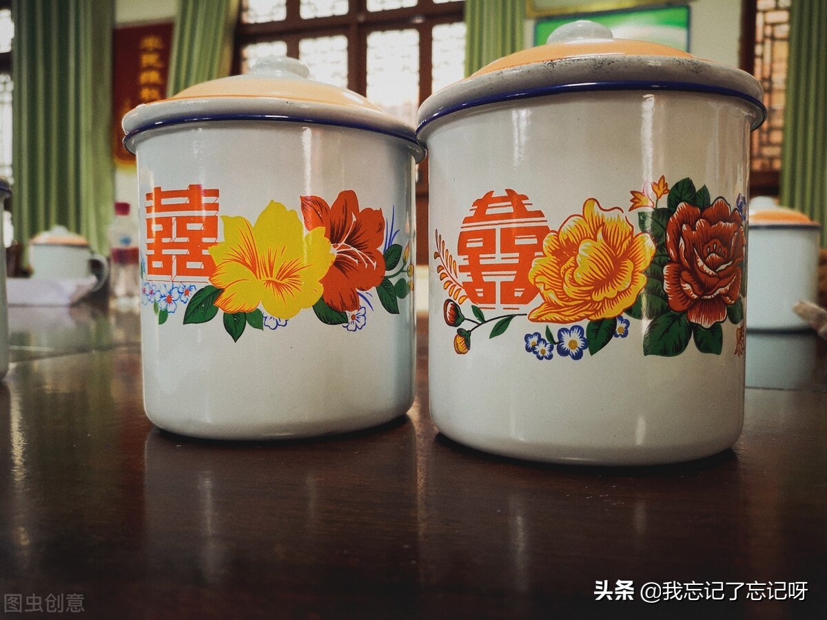 合租女室友让我冒充男朋友,合租室友让我假装男朋友