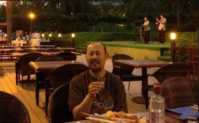 腾格尔酒后的生活,腾格尔喝酒后唱歌