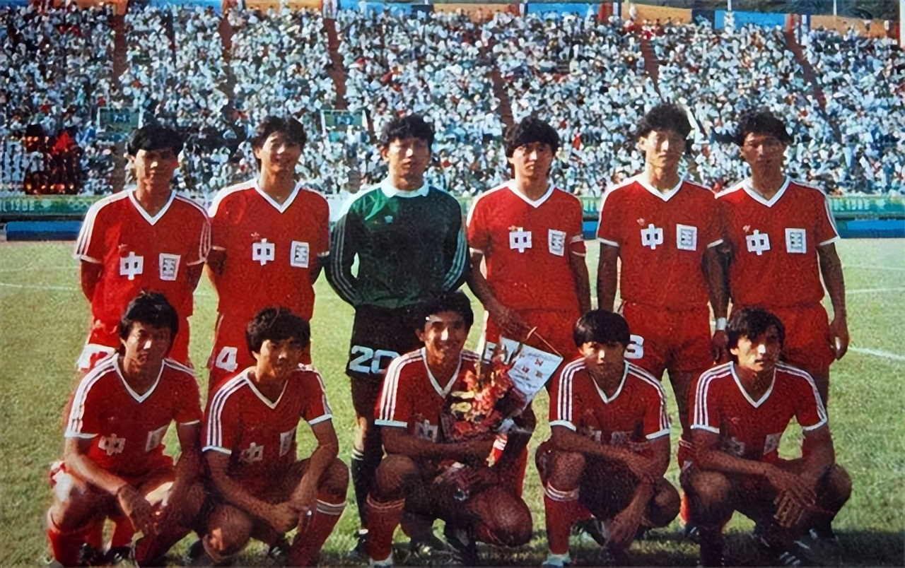 董礼强真是国足克星,中国足球运动员董礼强