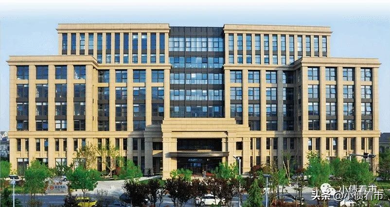 青岛华通集团负债总额快速增长，面临较大短期偿债压力