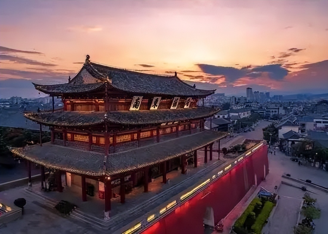 川西云南深度自驾游最佳攻略,滇东南西南大环线旅游