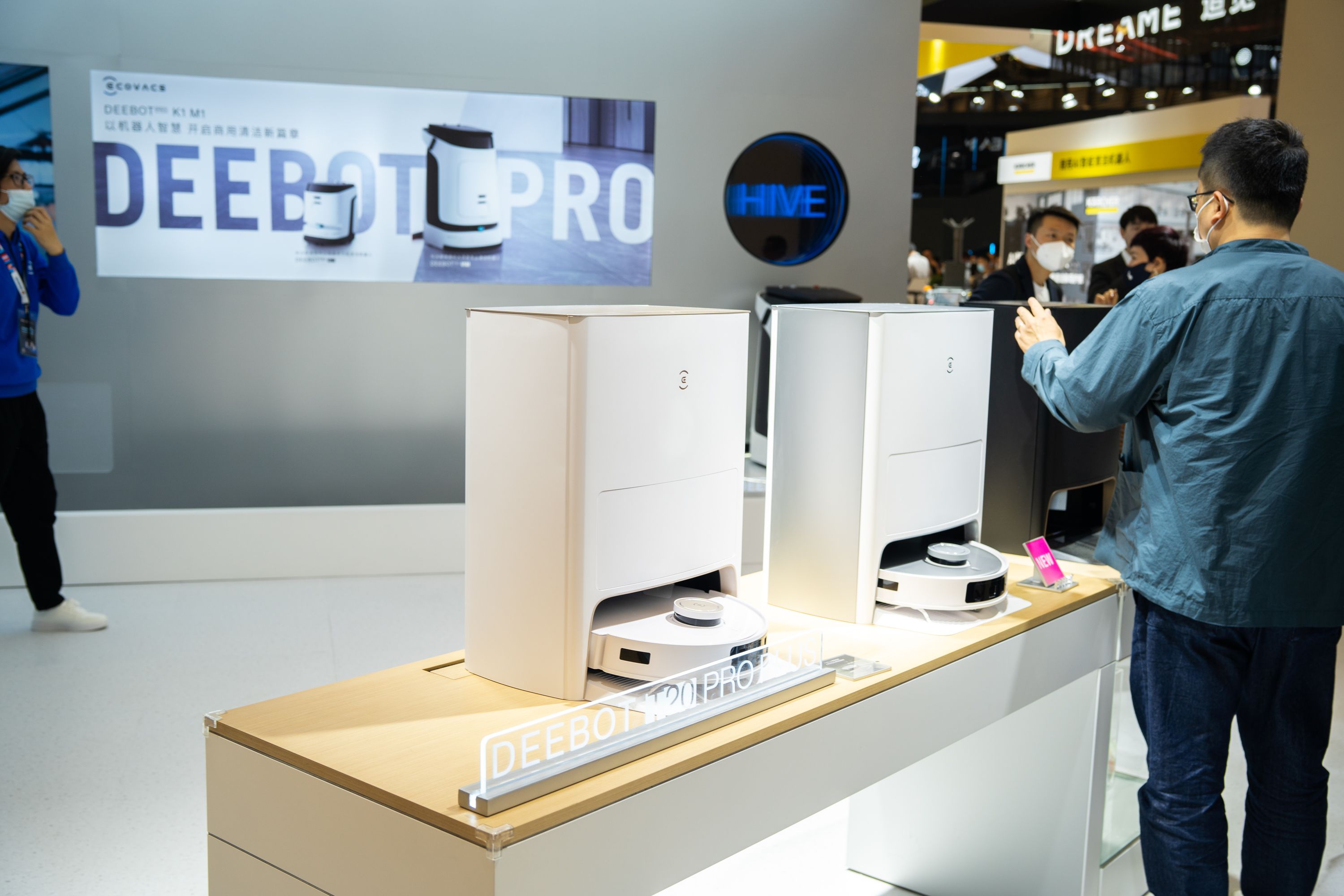 科沃斯扫拖机器人新机怎么用,2023awe扫拖一体机器人