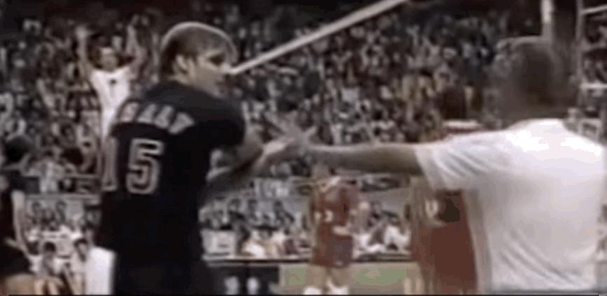 从年轻的小鲜肉到成熟的大叔,基拉里能否做中国女排主教练