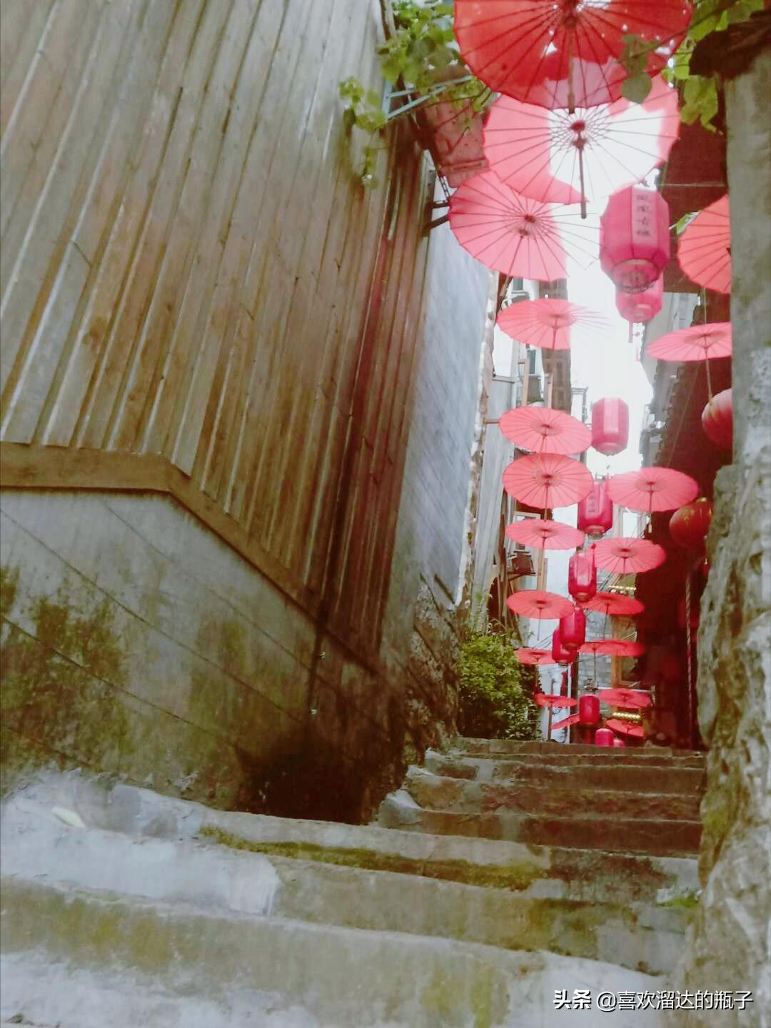 凤凰古城晚上被搭讪,去凤凰古城被搭讪