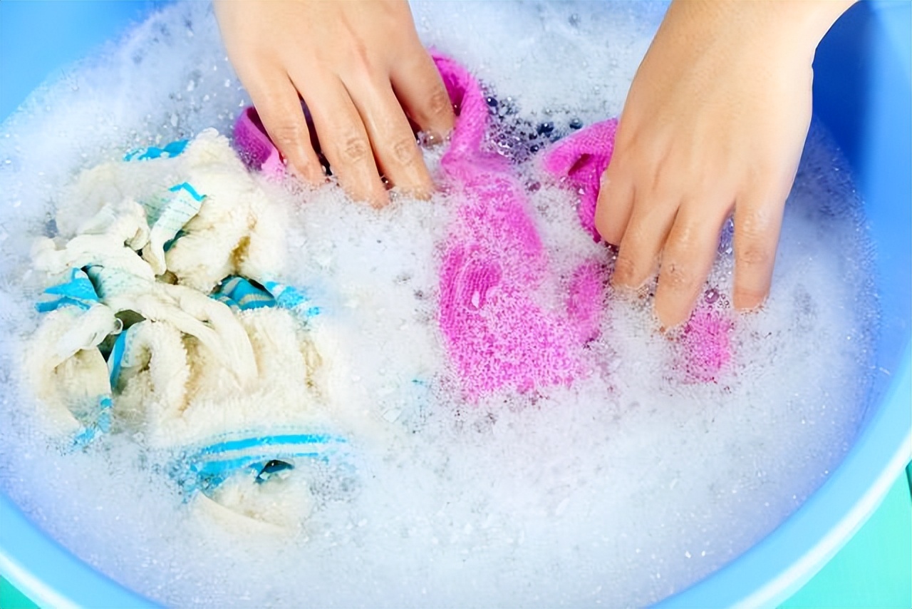 皮肤下长了小肉球如何去除,皮肤长小肉球用什么药膏