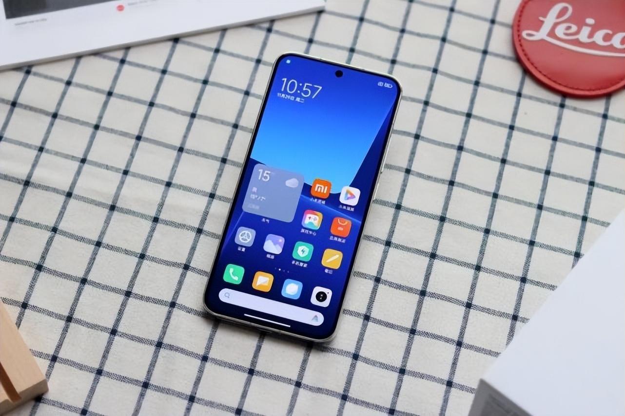 到底应该买二手苹果还是全新安卓,买新款安卓还是买二手iphone