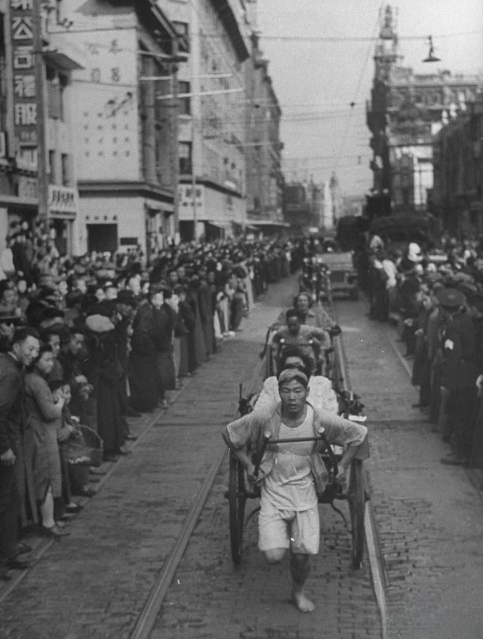 黄包车夫图片老照片,黄包车比赛