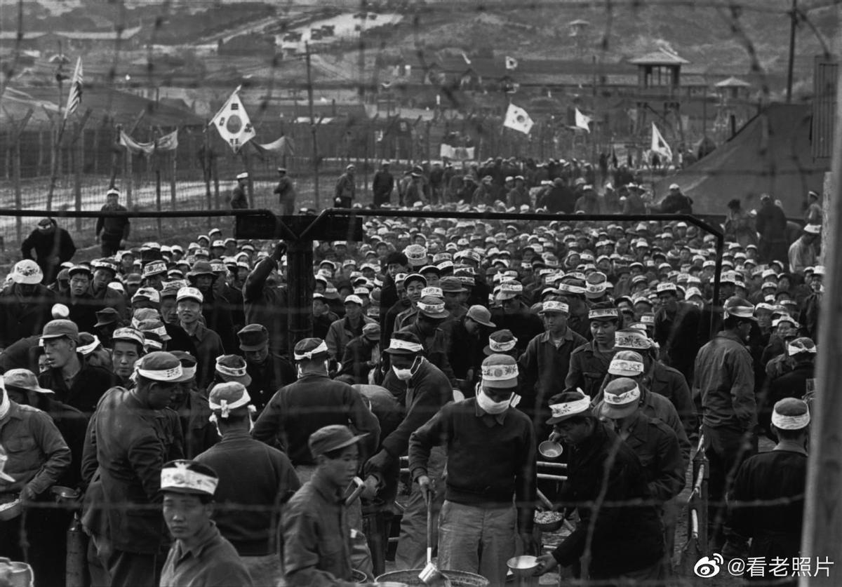 侵华日军残酷*行暴**,女子为活命脱下衣服让日本人拍摄,*辱侮**至死