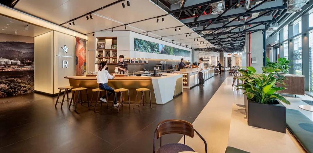 中国首家星巴克“共享办公店”开业，可以到星巴克“打卡上班”了