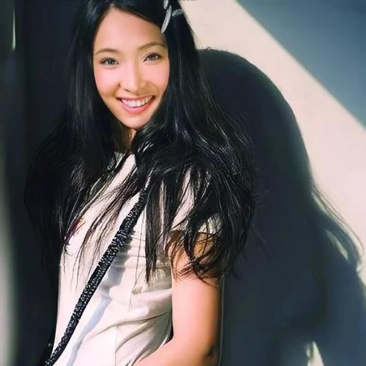 白静是怎么离世的,白静因为什么而死