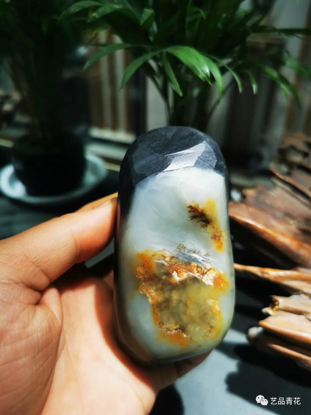 和田顶级青花籽料原石成交价格,青花玉籽料欣赏