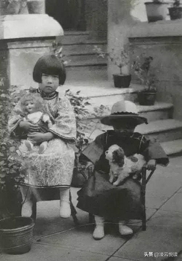 张爱玲最苍凉的句子,张爱玲感人的爱情故事