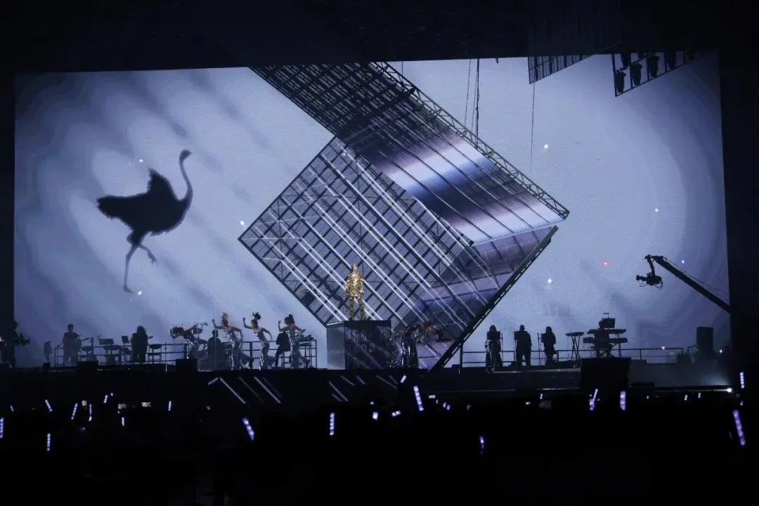 李宇春周末愉快演唱会有几场,李宇春周末愉快演唱会是多长时间