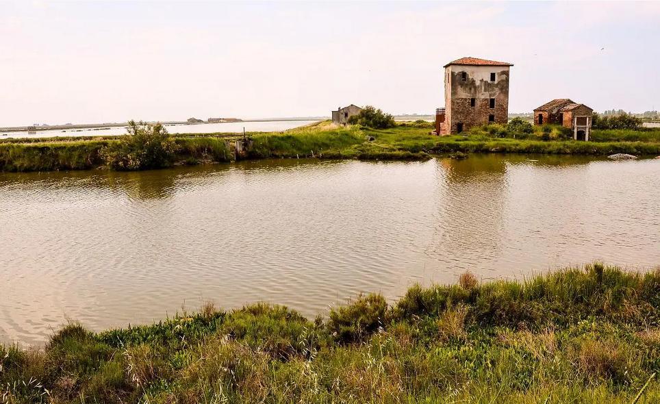 三角洲的地貌特征,三角洲后退的主要原因