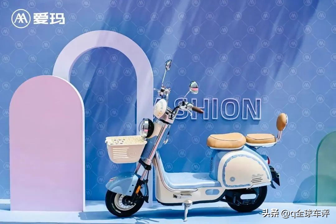 携手《乘风2023》，爱玛蛋蛋系列C位出道，强势领跑行业热销！