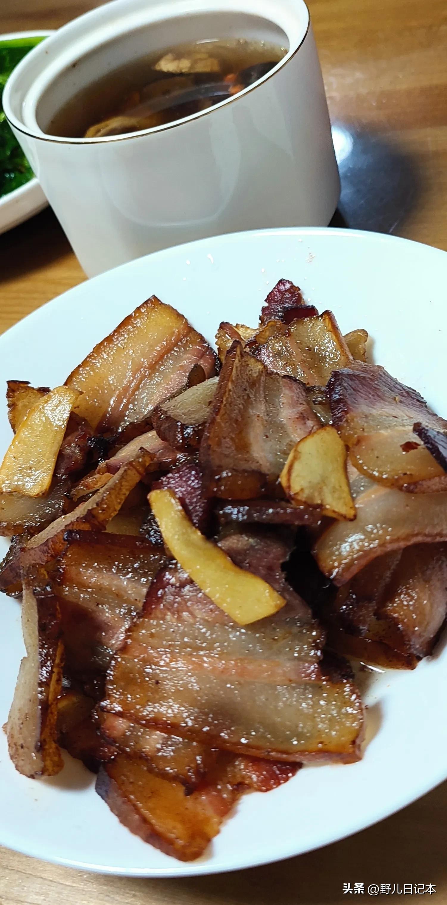 我在银行工作的经历,女人在银行做保洁