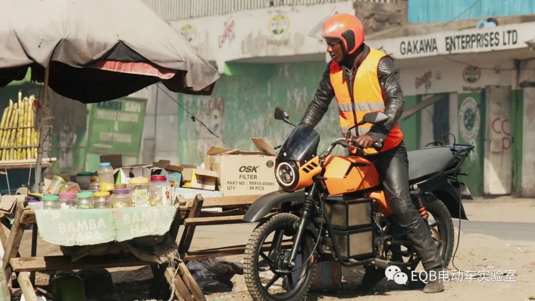 售价约1万元，180km大续航，非洲自己制造的首款电摩RoamAir