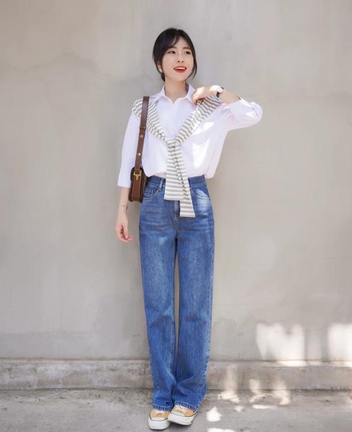 衬衫的两种穿搭法好看又高级,白衬衫牛仔裤搭配出高级感学生