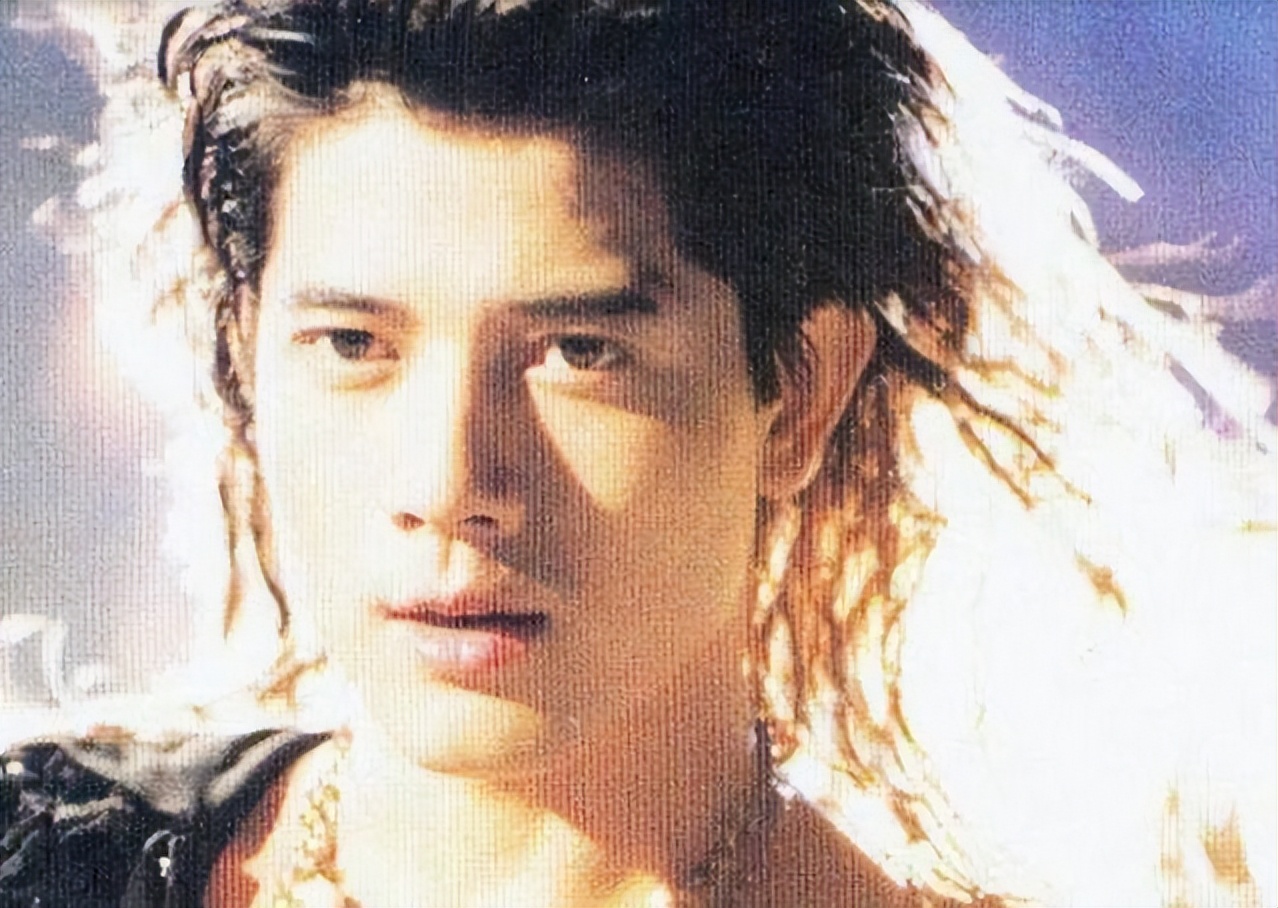 五位留长发的男明星最后一位最帅,七位又酷又帅的男明星