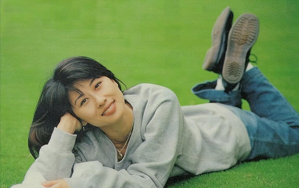 梅艳芳和叶倩文谁的气场大,叶倩文60岁仍唱功惊人