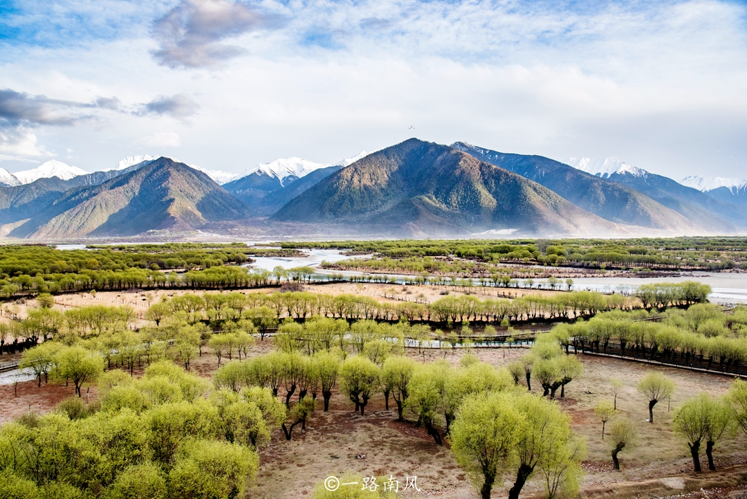 林芝美丽的城市,西藏林芝城市风景