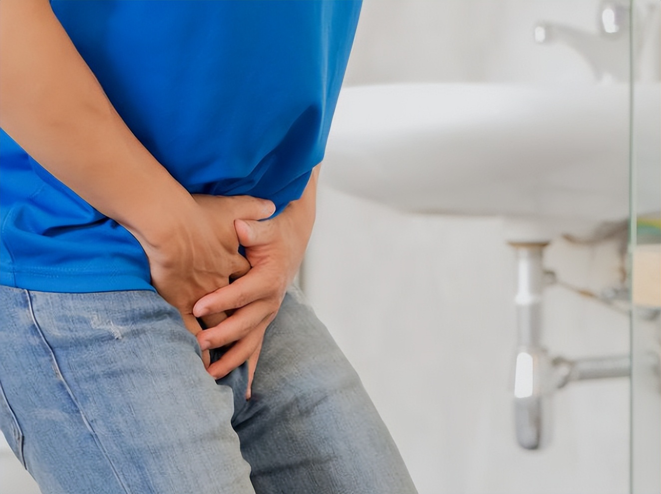 一般男性尿道感染都是什么引起,男性尿道感染一般都是什么引起的