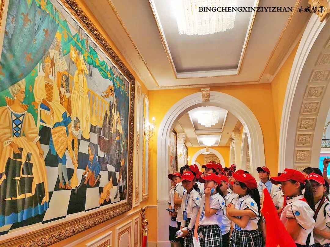 伏尔加庄园最佳观赏期,夏日必去伏尔加庄园十大打卡地