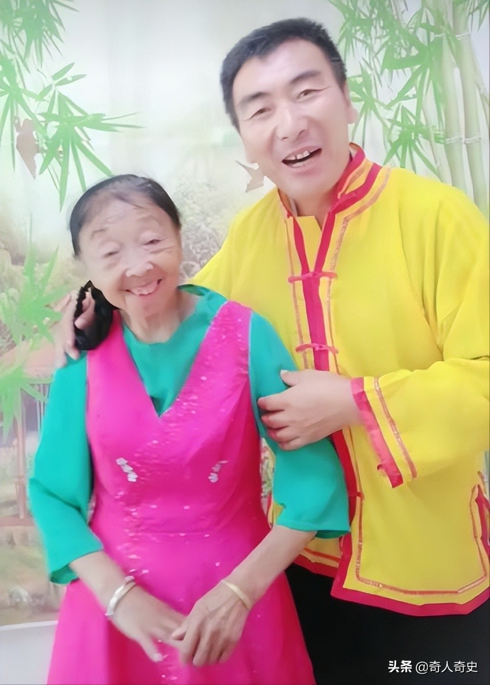 90后娶60岁老太太真实事件,25岁小伙不顾反对娶60岁大妈