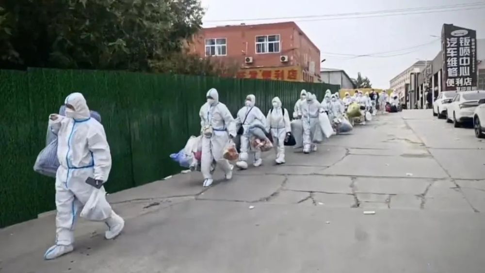 郑州富士康绩效奖好拿吗,郑州富士康年终奖金何时发