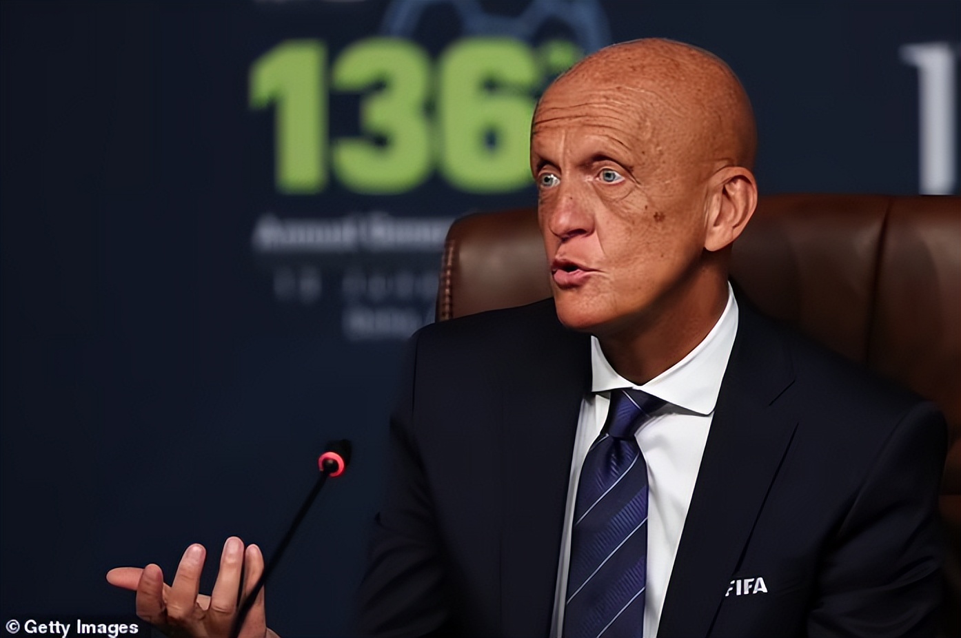 FIFA裁判长:类似7-0的大分差比赛未来或将取消补时