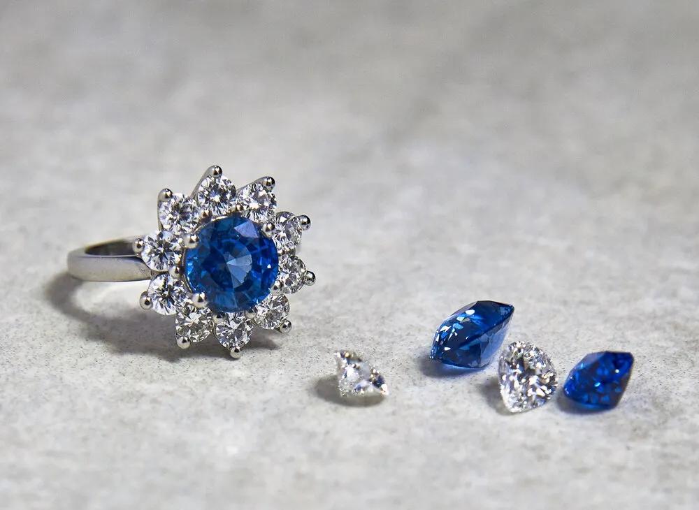 世界上最稀有的十大石头,世界上最有价值的22种石头