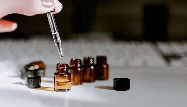 第一次买护肤品不知道怎么用,买精油一般都会问什么问题