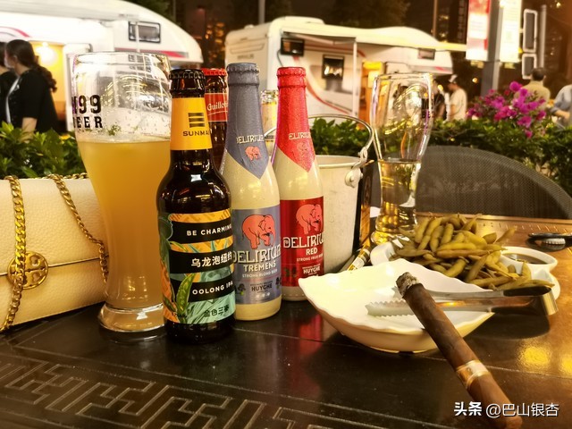 准婆婆给10万叫我别嫁她渣儿子，我不听，22年后我比婆婆母亲还老