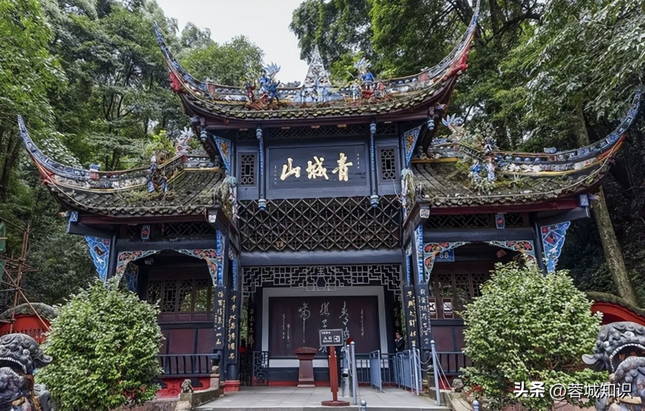 都江堰旅游必去十大景点有哪些,都江堰旅游景点大全最新