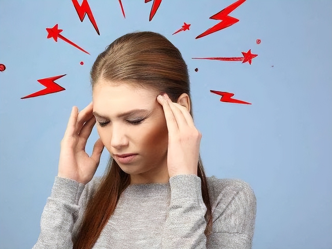 身体五个现象说明盐摄入过多,食盐摄入量少身体会出现哪些症状