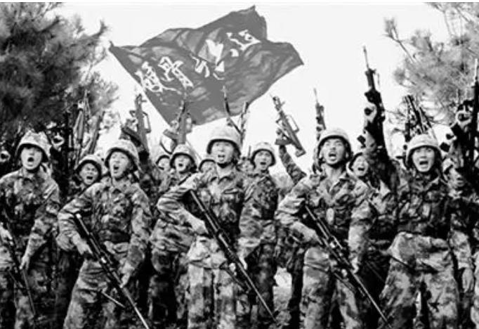 1964年国足大败,贺龙下令将之解散,队员全被送部队练“硬骨头”