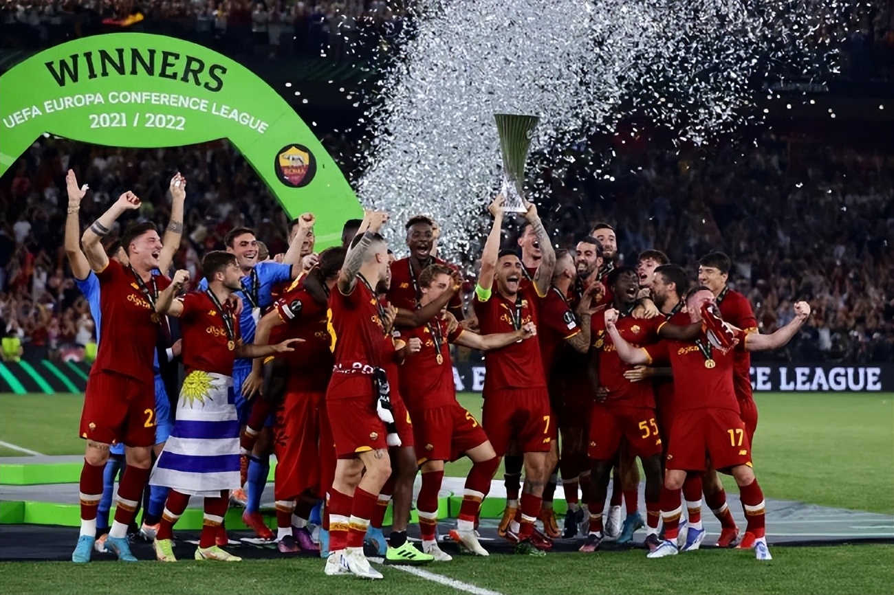 穆里尼奥庆祝罗马夺冠动情落泪,穆里尼奥落泪斯内德