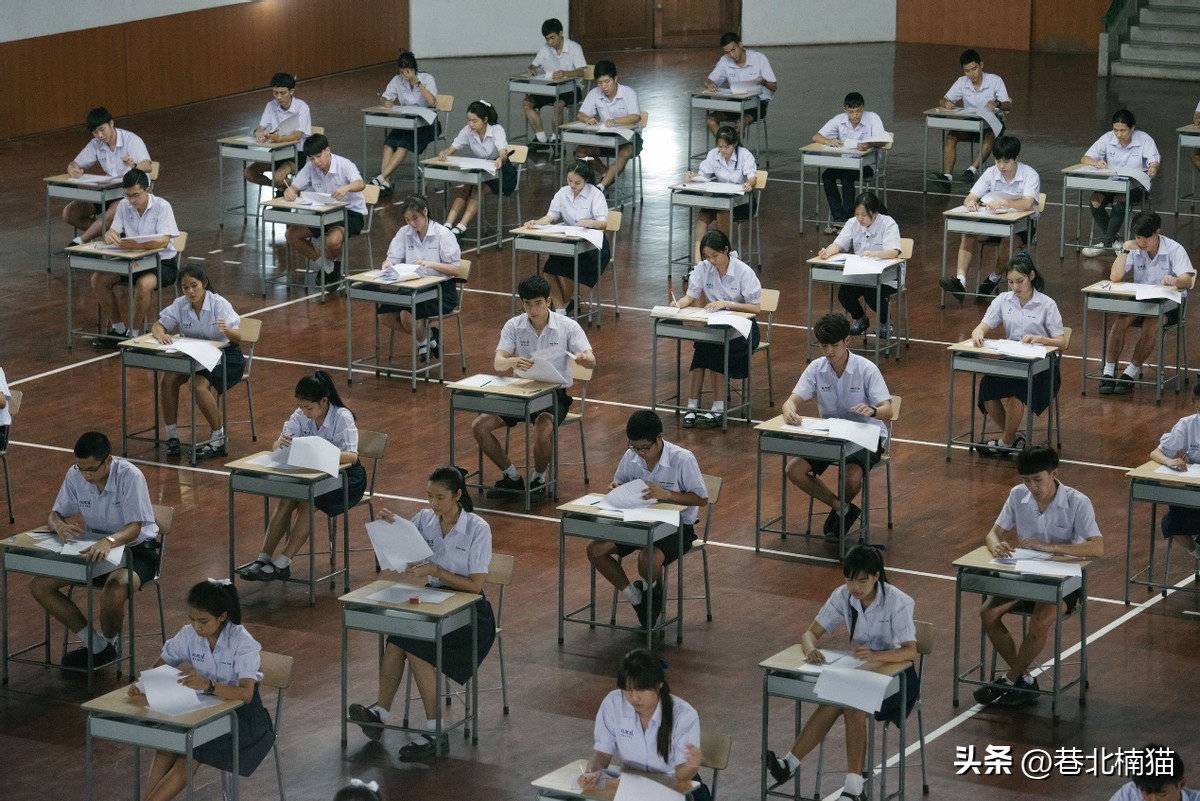 天才枪手电影蒙太奇拍摄手法,天才枪手电影镜头解说