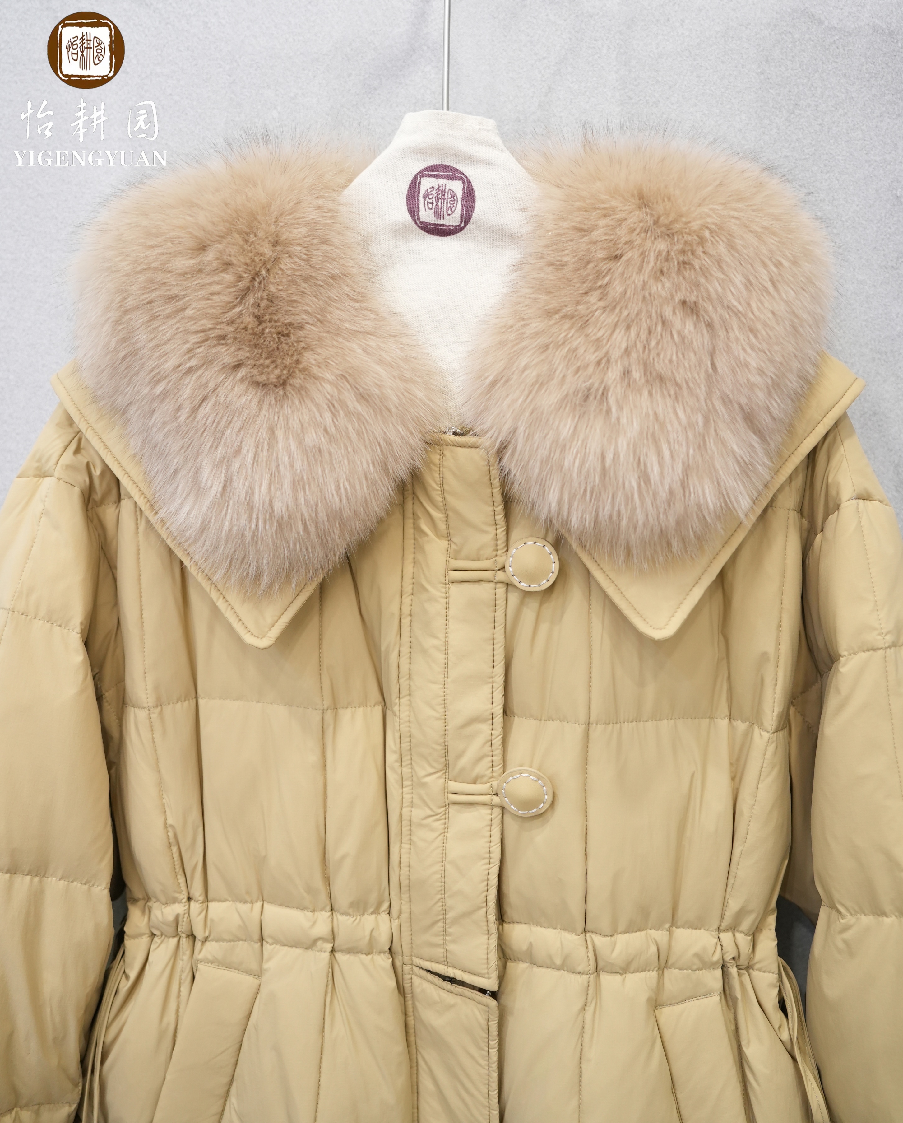 十二月，看世间人，且念世间情