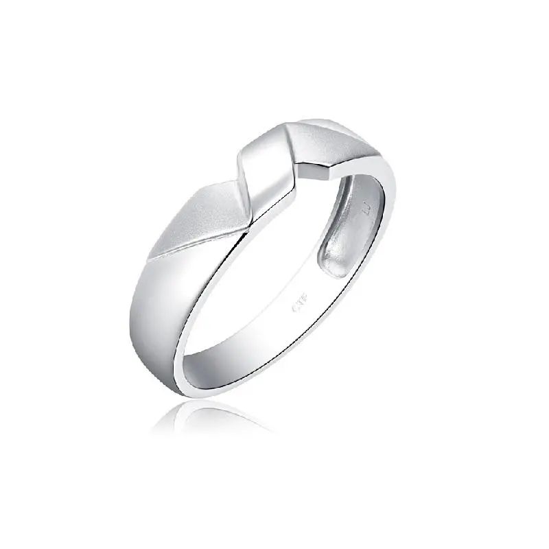 香港周大福一口价手镯,周大福完美婚嫁系列广告