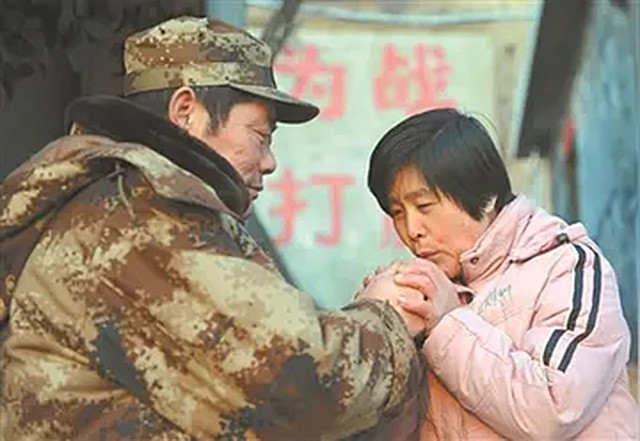 夫妻俩驻守黄海孤岛32年,江苏夫妻驻守黄海孤岛32年