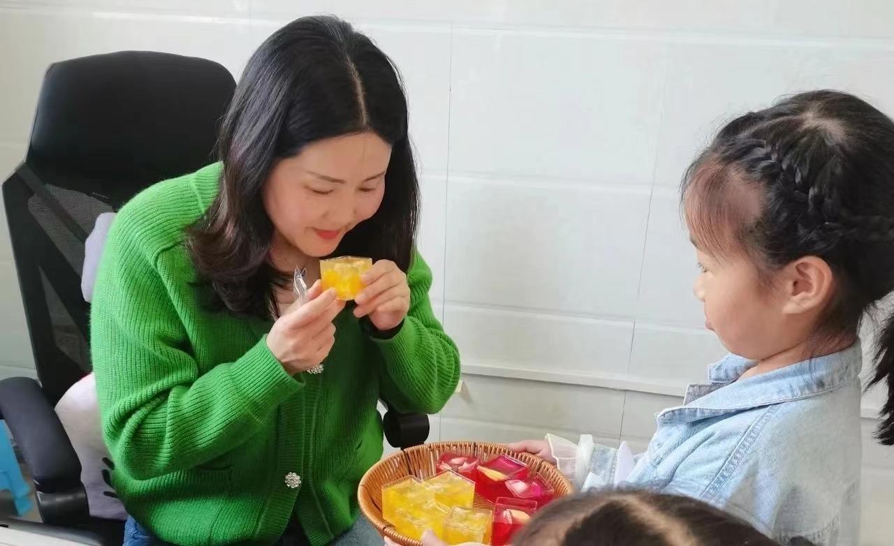 当古诗词遇上六一儿童节的浪漫,充满诗情画意的童年