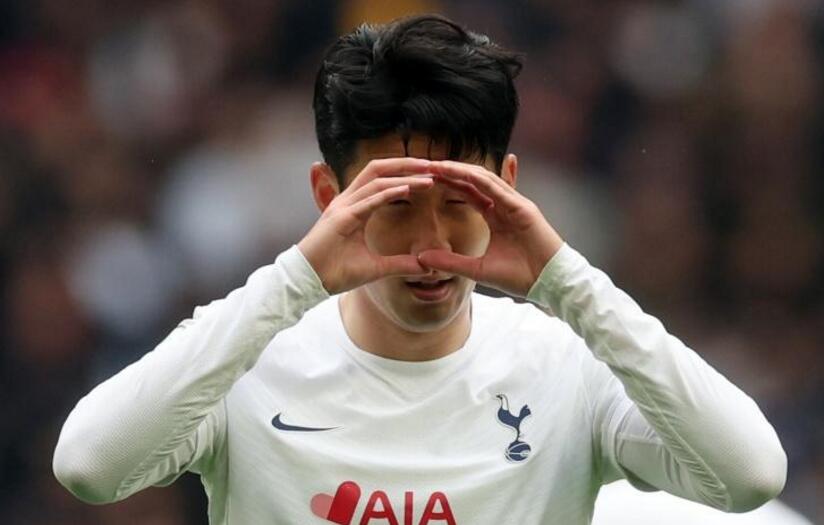 阿根廷夺冠瞬间范志毅反应,孙兴慜绝杀阿根廷