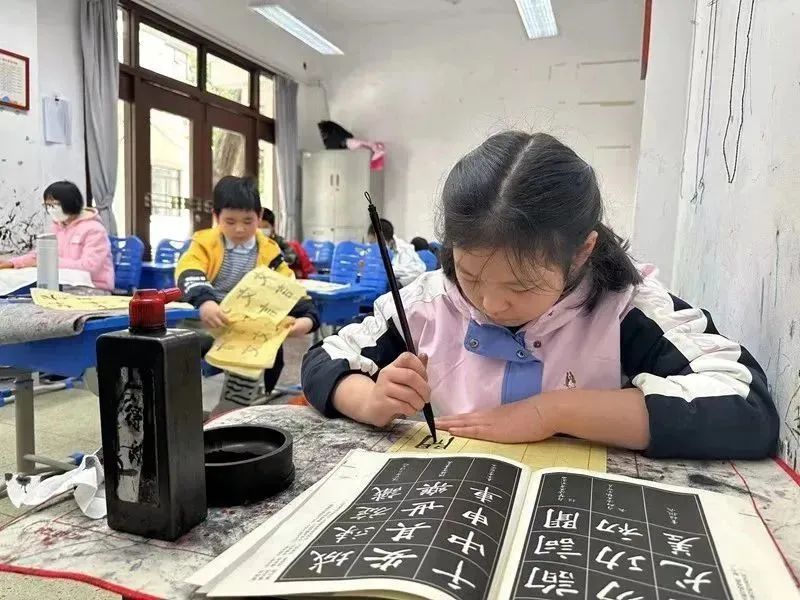 周末的快乐回来啦！徐汇区青少年活动中心线下开学，沉浸式体验