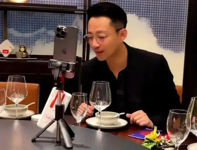 张兰汪小菲现在的产业,张兰支持汪小菲创业