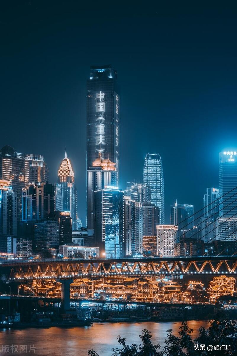 到重庆还没去哪里玩过,去过很多地方唯独没有去过重庆