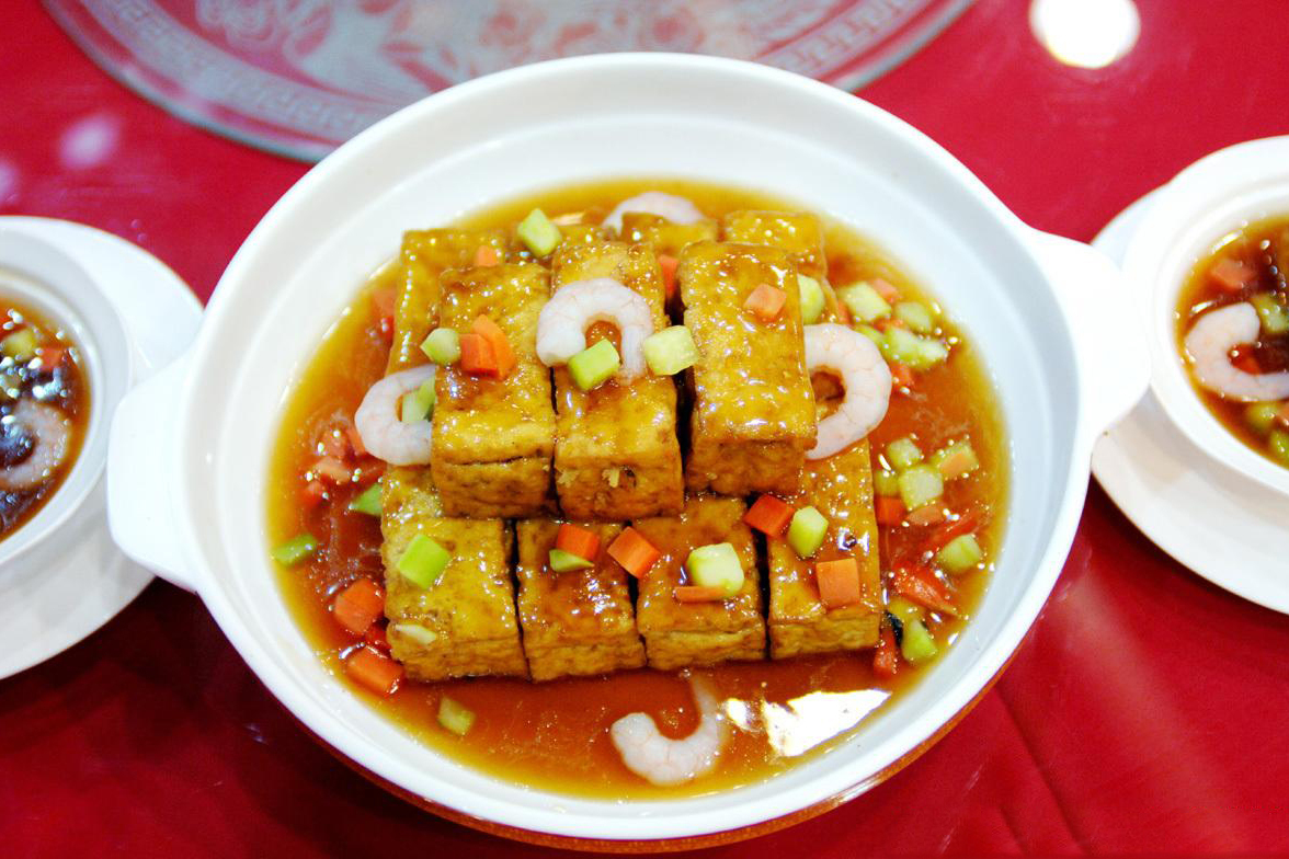 舌尖上的中国菜——浅论全国各地的特色美食