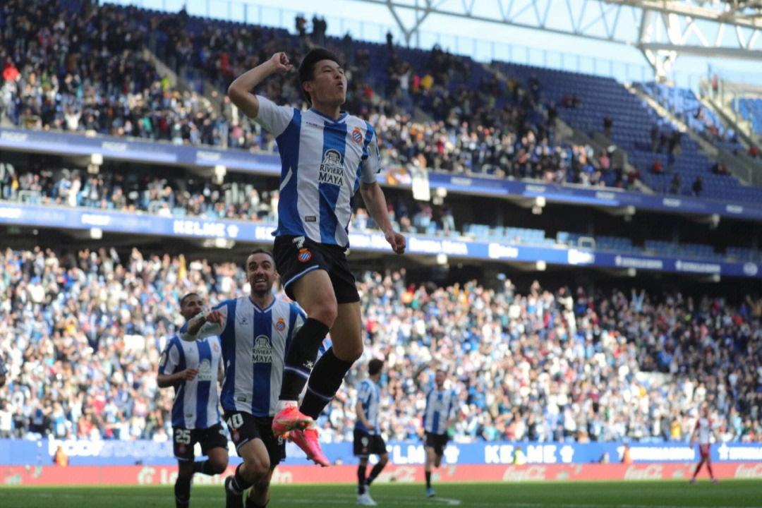 武磊最新冲突,武磊与梅西的故事